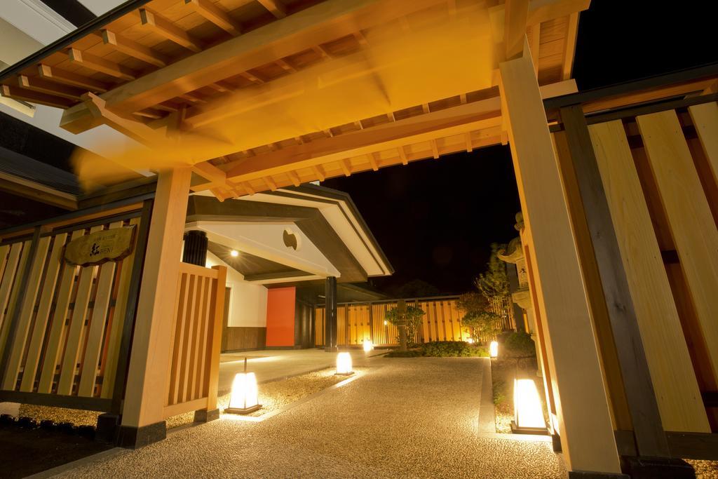 Takamiya Ryokan Beni Tozawa Extérieur photo