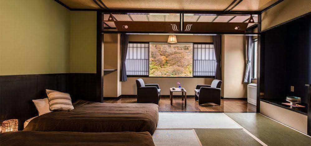 Takamiya Ryokan Beni Tozawa Extérieur photo