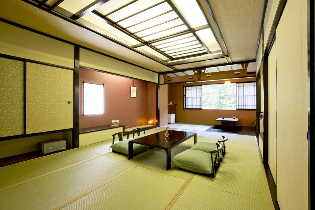 Takamiya Ryokan Beni Tozawa Extérieur photo